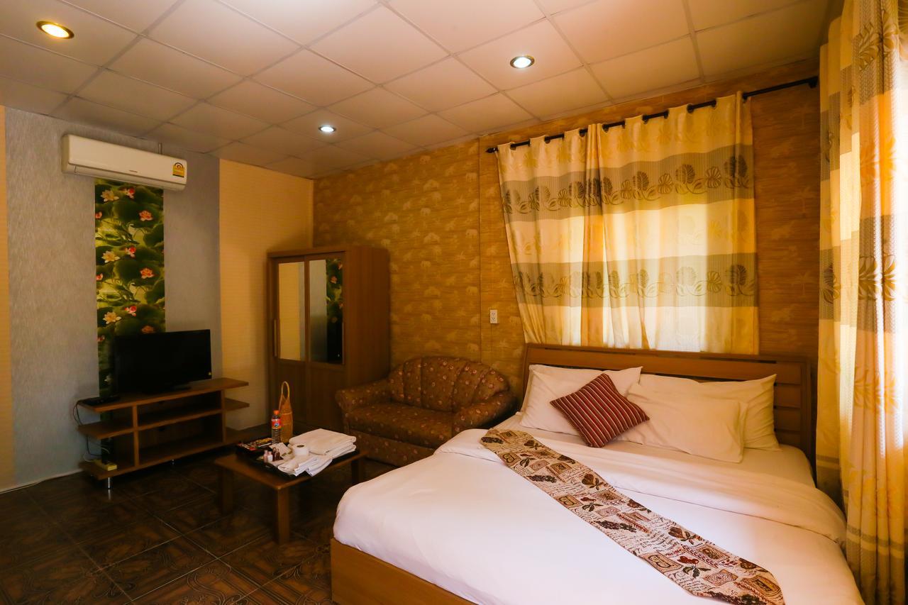 Phalaburi Resort Ban Chang  Exterior photo